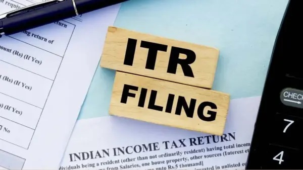 ఐటీఆర్ (ITR) ఫైలింగ్: “ఈ” 7 విషయాలు చాలా ముఖ్యం.. చిన్న తప్పు చేసినా భారీ జరిమానా పడుతుంది!