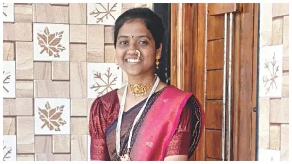 “ప్రేమిస్తున్నానంటూ ఆ పిల్లను ప్రశాంతంగా బతకనివ్వకుండా చంపేశాడ్రా పాపాత్ముడు!”: ఫోన్లు, మెసేజ్లతో నిరంతర వేధింపులు.. తీవ్ర మానసిక ఒత్తిడితో యువతి బలవన్మరణం..!!!