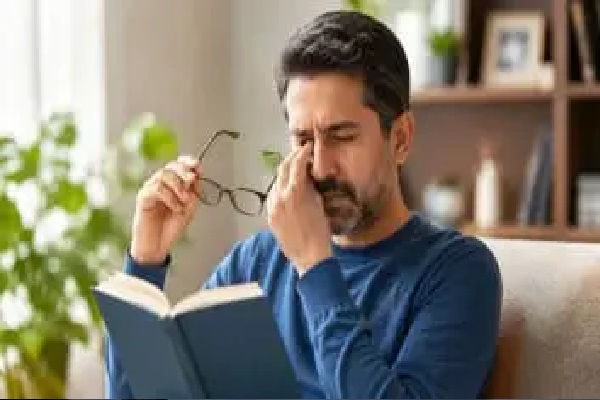 40 ఏళ్లు దాటాయా.?” మీ కళ్లలో జరగబోయే ఆ పెద్ద మార్పు. నిర్లక్ష్యంగా ఉంటే దృష్టికే ప్రమాదం.!