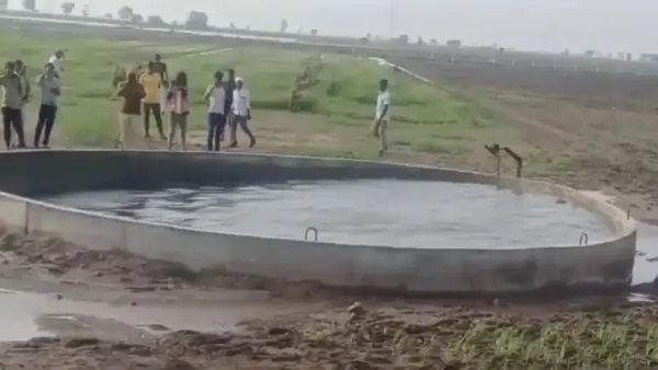 అమ్మబాబోయ్.. భూకంప సంకేతమా?. హఠాత్తుగా పొంగుతున్న బావి నీళ్లు. గుజరాత్లో కలకలం రేపిన విచిత్ర సంఘటన.!