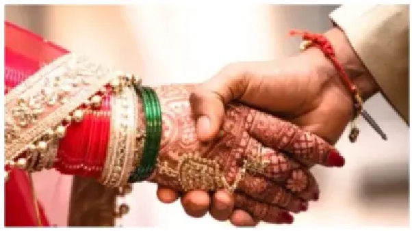“25 మంది అమ్మాయిలను మోసం చేసి పెళ్లి చేసుకున్నాడు”. సినిమా ఫక్కీలో మాయమాటలు చెప్పి కోట్లాది రూపాయలు నొక్కేశాడు.. బీజేపీ ఎమ్మెల్యే కన్నీరుమున్నీరైన దిగ్భ్రాంతికర నేపథ్యం..!!!