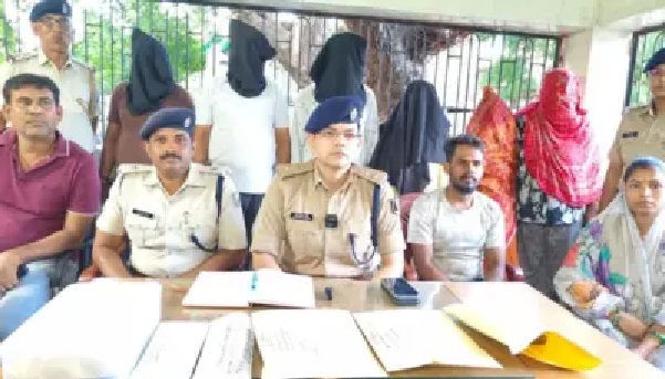 “18 ఏళ్ల కొడుకు మృతి!” భార్యకు పసిపాప కావాలని… 3 ఏళ్ల బాబు ఫొటో నచ్చడంతో 15 ఏళ్ల బాలికను పంపి ఇంటి ముందే రూ.3 లక్షలకు కిడ్నాప్! షాకింగ్ నిజాలు!