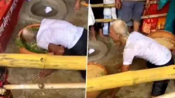 “గేదెగా మారే మనిషి! సంవత్సరంలో ఆ ఒక్క రోజు వస్తే చాలు..!” బర్రెలా మారి గడ్డి మేసే వృద్ధుడు… అసలు కథేంటి..???