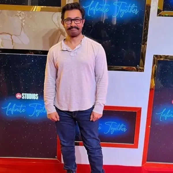 61 ఏళ్ల వయసులోనూ ఎంతో యవ్వనంగా, ఉత్సాహంగా ఆమిర్ ఖాన్..! రోజూ ఉదయం ఒక చెంచా ఇది తింటారట.. అదేంటో తెలుసా.?