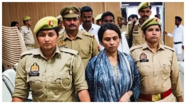 “కన్నబిడ్డనే ఎరగా వేసి బ్లాక్‌మెయిల్!”.. అశ్లీల వీడియోలు తీసి బెదిరింపులకు దిగిన కిరాతక తండ్రి: వెలుగులోకి దిగ్భ్రాంతికర నిజాలు..!!!