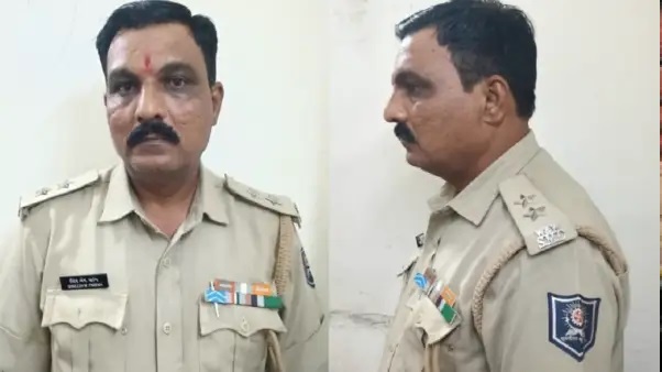 భార్యను ఆస్పత్రికి తీసుకెళ్లేందుకు సెలవు అడిగితే.. రూ.25 వేలు లంచం డిమాండ్!