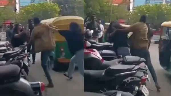ఏంటమ్మా ఇలా దిగజారిపోయారు..? ఆటో చార్జీ విషయంలో డ్రైవర్తో నడిరోడ్డుపై తలపడిన ఇద్దరు మహిళలు..! మాటామాటా పెరిగి ఒకరిపై ఒకరు దాడి చేసుకోవడంతో కలకలం.. వైరల్ అవుతున్న వీడియో..!