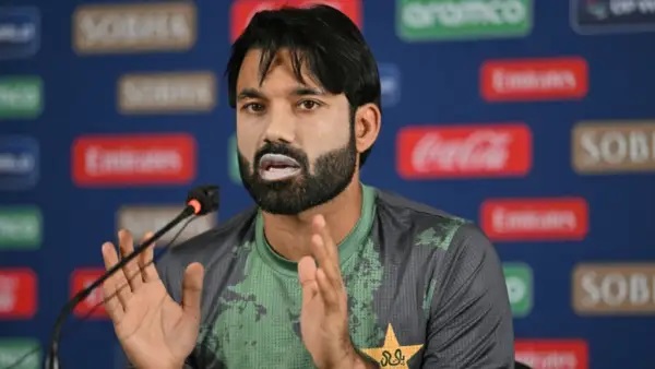 3 గంటల్లో ఇస్తామన్నారు.. కానీ 4 వారాలైంది.. మొబైల్ ఫోన్ కోసం పాకిస్థాన్ ప్రభుత్వంతో పోరాడుతున్న మహ్మద్ రిజ్వాన్.. చేతులెత్తేసిన కోర్టు.. ఇంతకీ ఆ ఫోన్‌‌లో ఏం రహస్యం ఉందో..?