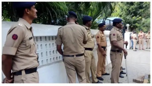 “శవంతో ఒంటరిగా జీవించిన మహిళ.. పక్కింటి వారికీ తెలియకుండా జరిగిన మిస్టరీ!” – నెట్టింట వైరల్ అవుతున్న విషాద గాథ..!!!