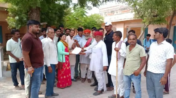 “నోట్‌బుక్ తీసుకురాలేదని..!” 5వ తరగతి విద్యార్థిని చితకబాదిన ఉపాధ్యాయుడు..! ఒంటిపై ఉన్న దెబ్బల తాలూకు వాతలు చూసి షాక్ తిన్న తల్లిదండ్రులు..! నోట్‌బుక్ కోసం ఇంత దారుణమా..?