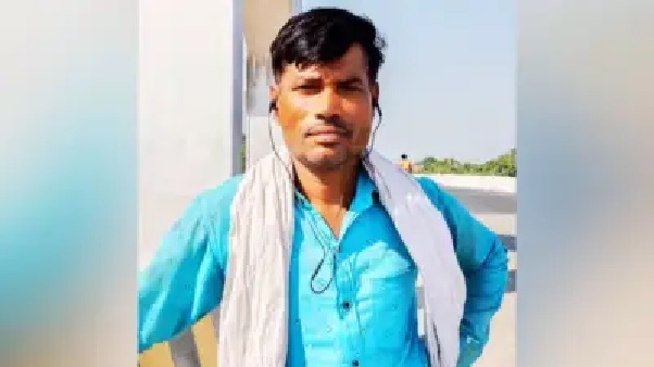 “అతని మెడలోనే దండ వేస్తాను..!” అని భార్య అన్న మాట.. 45 ఏళ్ల భర్త తీసుకున్న షాకింగ్ నిర్ణయం.. అంతకుముందు తీసిన 2 వీడియోలు.. భార్యపై సంచలన ఆరోపణలు చేస్తూ ప్రాణాలు విడిచిన విషాదం!