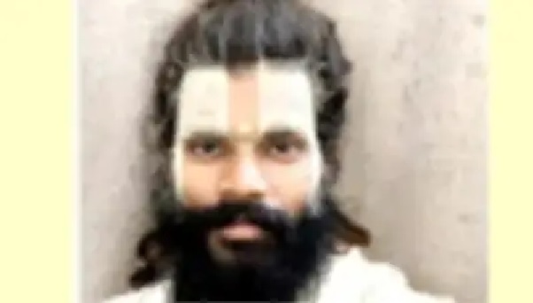 గ్రైండర్‌తో రహస్య అవయవాన్ని కోసుకుని.. భవనం పైనుంచి దూకి 25 ఏళ్ల శిష్యుడు మృతి! బృందావనంలో షాకింగ్ ఘటన.. హత్యా లేక ఆత్మహత్యా? వీడని మిస్టరీ!