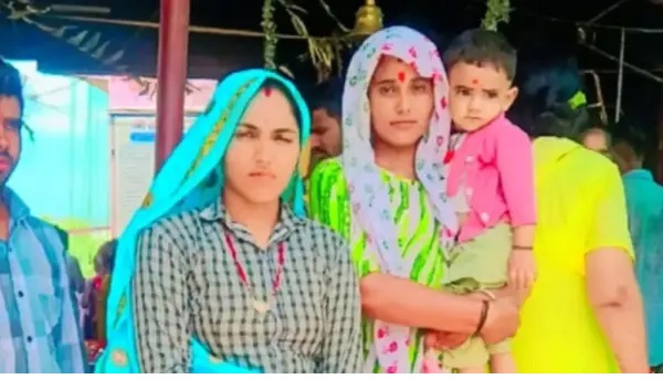 తల్లి పక్కన నిద్రిస్తున్న 2 ఏళ్ల చిన్నారి! అర్ధరాత్రి ఇంట్లోకి చొరబడిన దుండగుడి ఘాతుకం.. పాపను ఎత్తుకెళ్లి పరుగు.. చూసి కేకలు వేసిన తల్లి.!!!