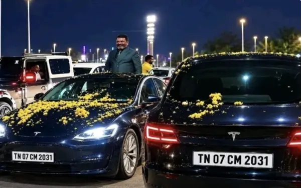 “TN 07 CM 2031” తిరుమావళవన్ కారు నంబరు వివాదం.. సీఎం కావాలనే ఆశతో నకిలీ నంబర్ ప్లేట్ వేసుకొచ్చారా..? నెటిజన్ల ప్రశ్నలు..!!