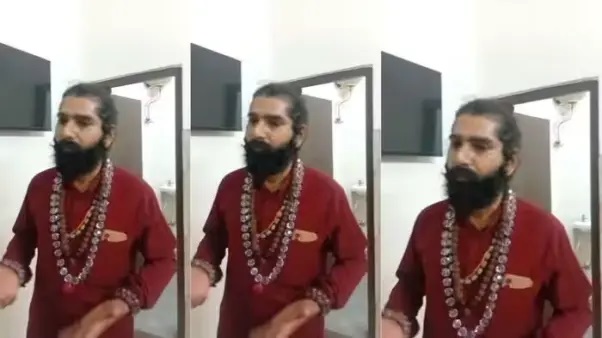 ఫేస్బుక్లో మహిళలే టార్గెట్… వీడియోలతో బెదిరింపులు చేశాడన్న ఆరోపణలు! ఆధ్యాత్మిక వేషంలో మోసం చేశాడని ఆరోపణలు… గెస్ట్హౌస్కు పిలిచి పట్టుకున్న బాధిత మహిళలు!