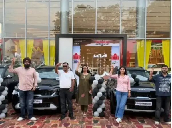 “దీపావళి బోనస్‌గా కియా సోనెట్ కారు” హర్యానా బాస్ భారీ బహుమతి.. సోషల్ మీడియాలో వైరల్ అవుతున్న వీడియో..!!