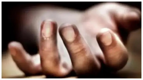 “చిన్నారిపై లైంగిక వేధింపులకు పాల్పడిన కామాంధుడు.. స్థానికుల దేహశుద్ధిలో ప్రాణాలు కోల్పోయిన వైనం!”.. తీవ్ర కలకలం రేపిన లైంగిక దాడి ఘటన..!!!
