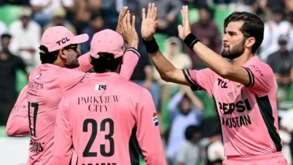 అక్తర్ రికార్డును బద్దలు కొట్టిన షాహీన్ షా ఆఫ్రిది.. 150 వికెట్లు పడగొట్టి ప్రపంచ క్రికెట్ జాబితాలో 2వ స్థానానికి ఎగబాకిన పాకిస్థాన్ కెప్టెన్.. 80 మ్యాచ్‌ల్లో సరికొత్త రికార్డు.!