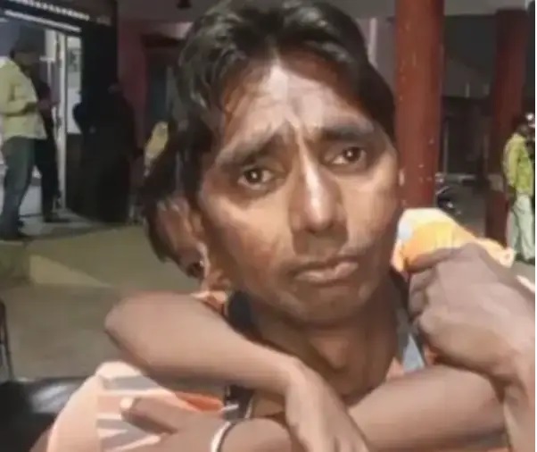 “అయ్యో.. చిన్నారికి ఇంతటి దారుణమా?” పాలు కొనడానికి వెళ్లిన ఆరేళ్ల బాలుడిపై దుకాణదారుడి అమానుష చర్య.. వేడి పెనంపై కూర్చోబెట్టడంతో తీవ్ర గాయాలు!